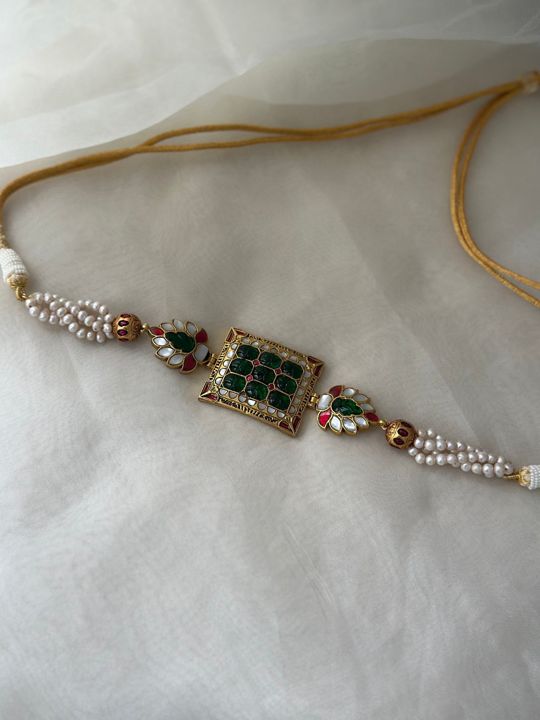 Mastani Choker