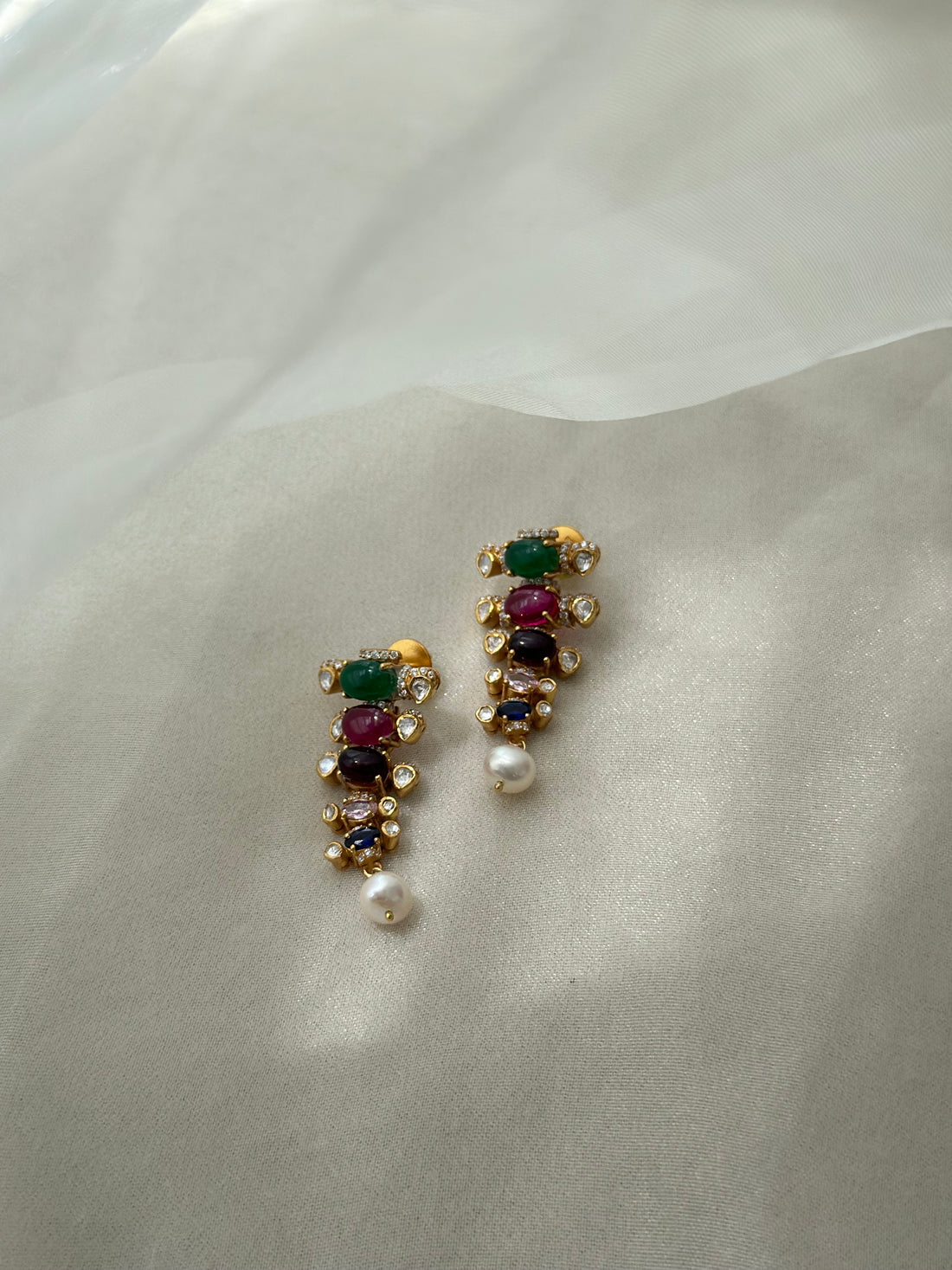 Raangrez Earrings