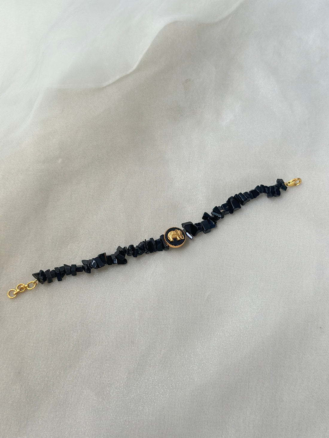 Black Onyx Haathi sterling silver bracelet Rakhi (Limited Edition) – Eterno India