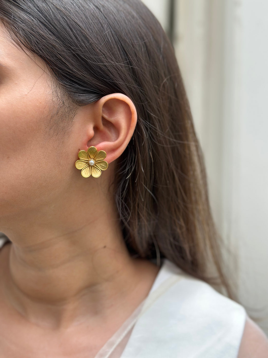 Radhika Studs