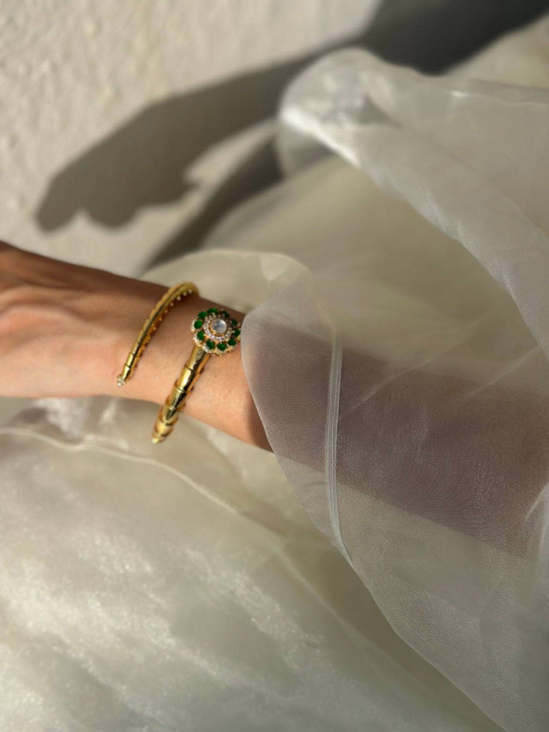 Durga Handcuff