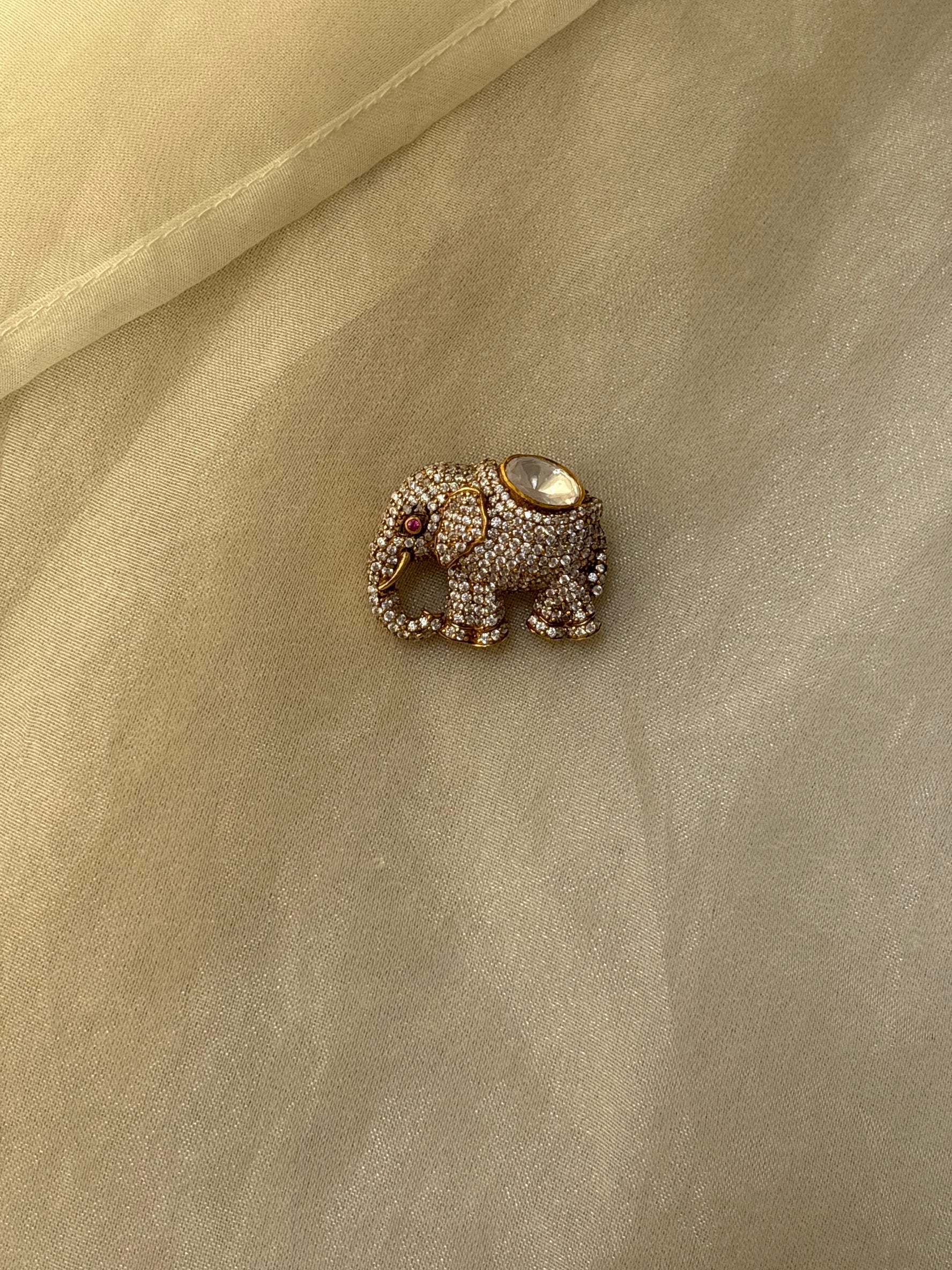 Madurai Brooch