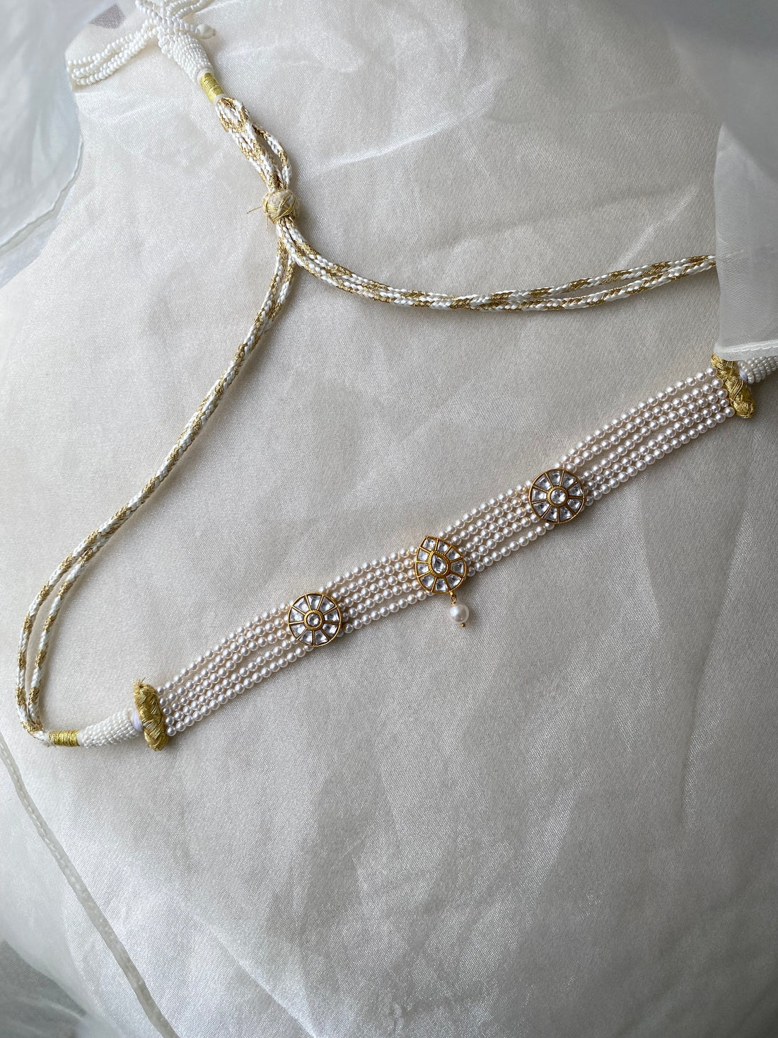 Adaa Choker