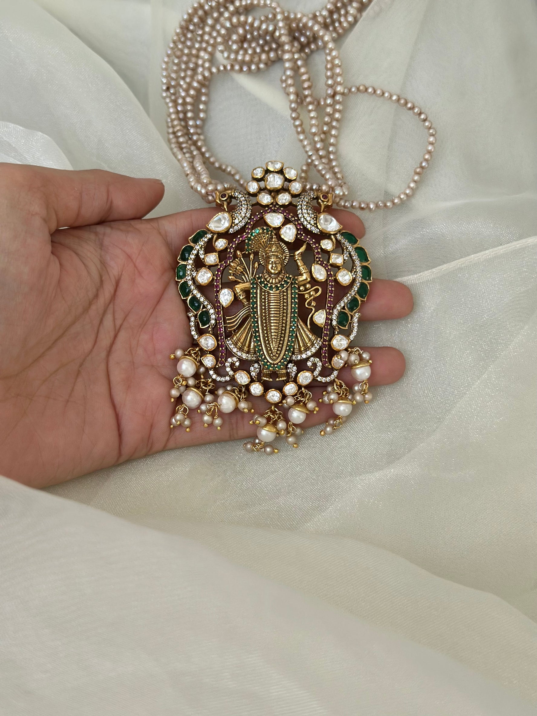 Shree Necklace