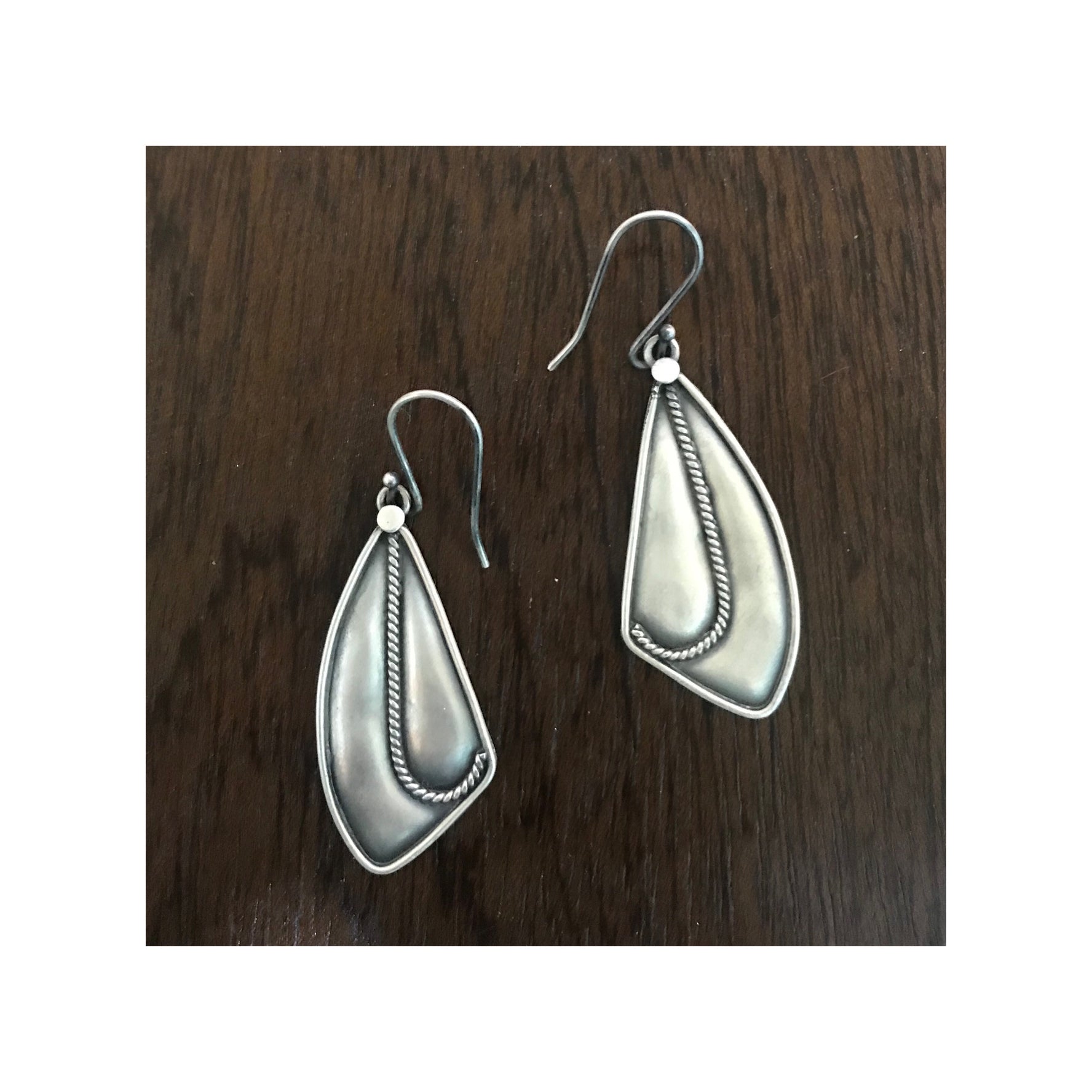 Joy sterling silver earrings – Eterno India