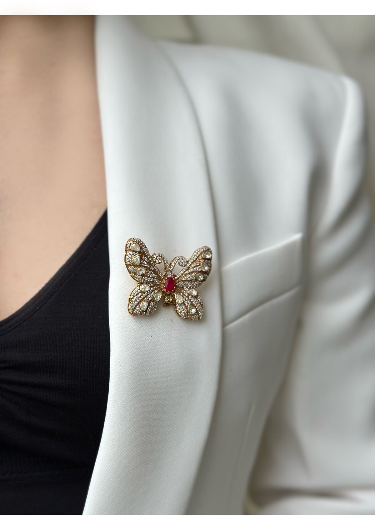 Patiala Brooch sterling silver butterfly brooch with emerald and Polki stone setting – Eterno India