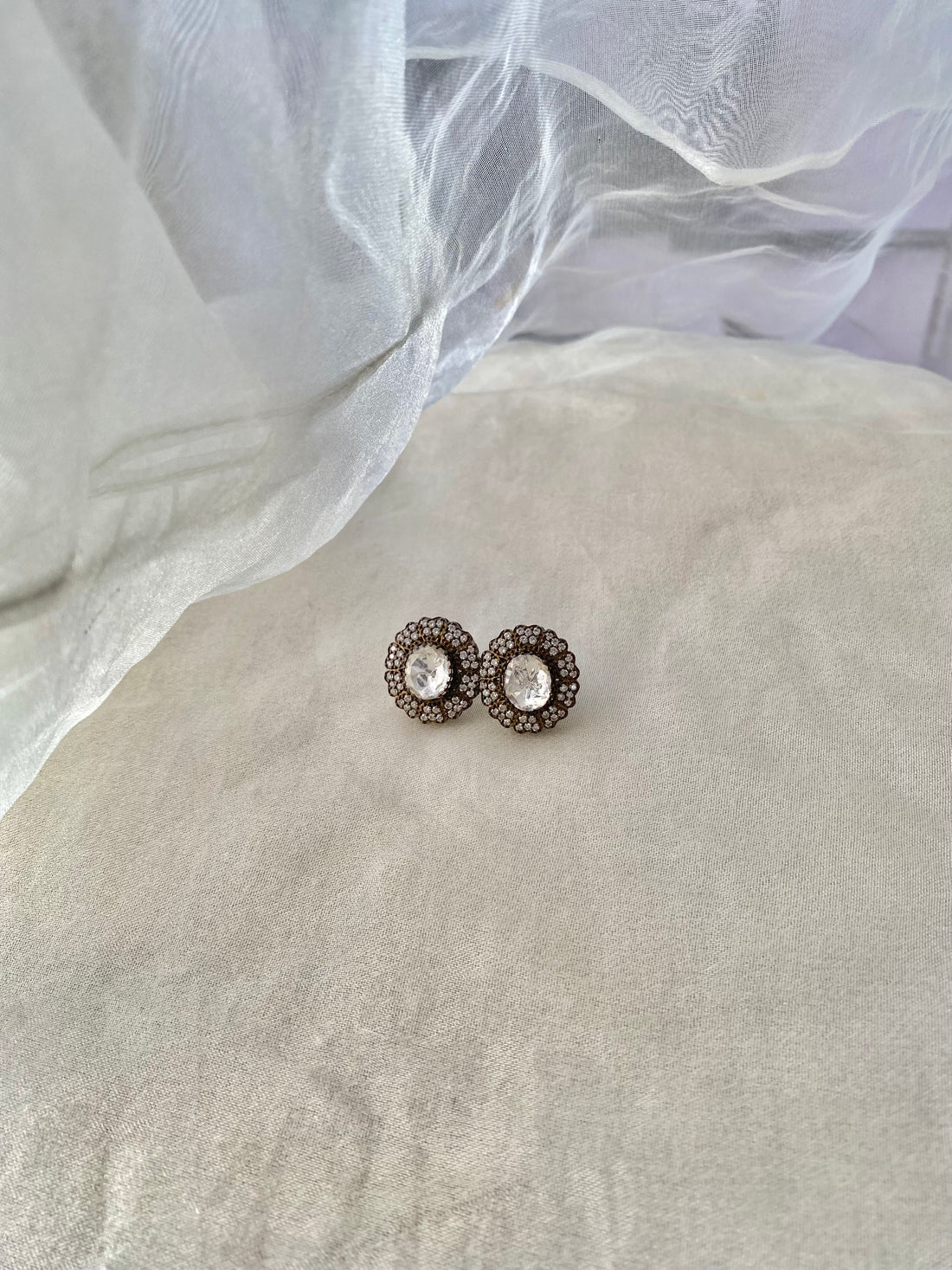 Umrao Studs