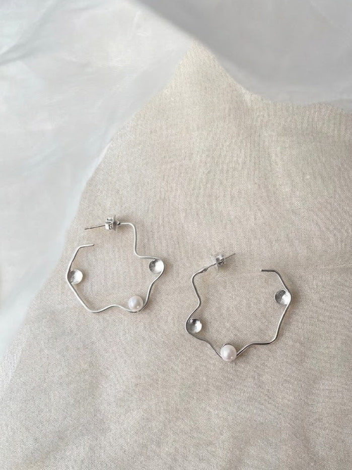 Zig Zag Hoops