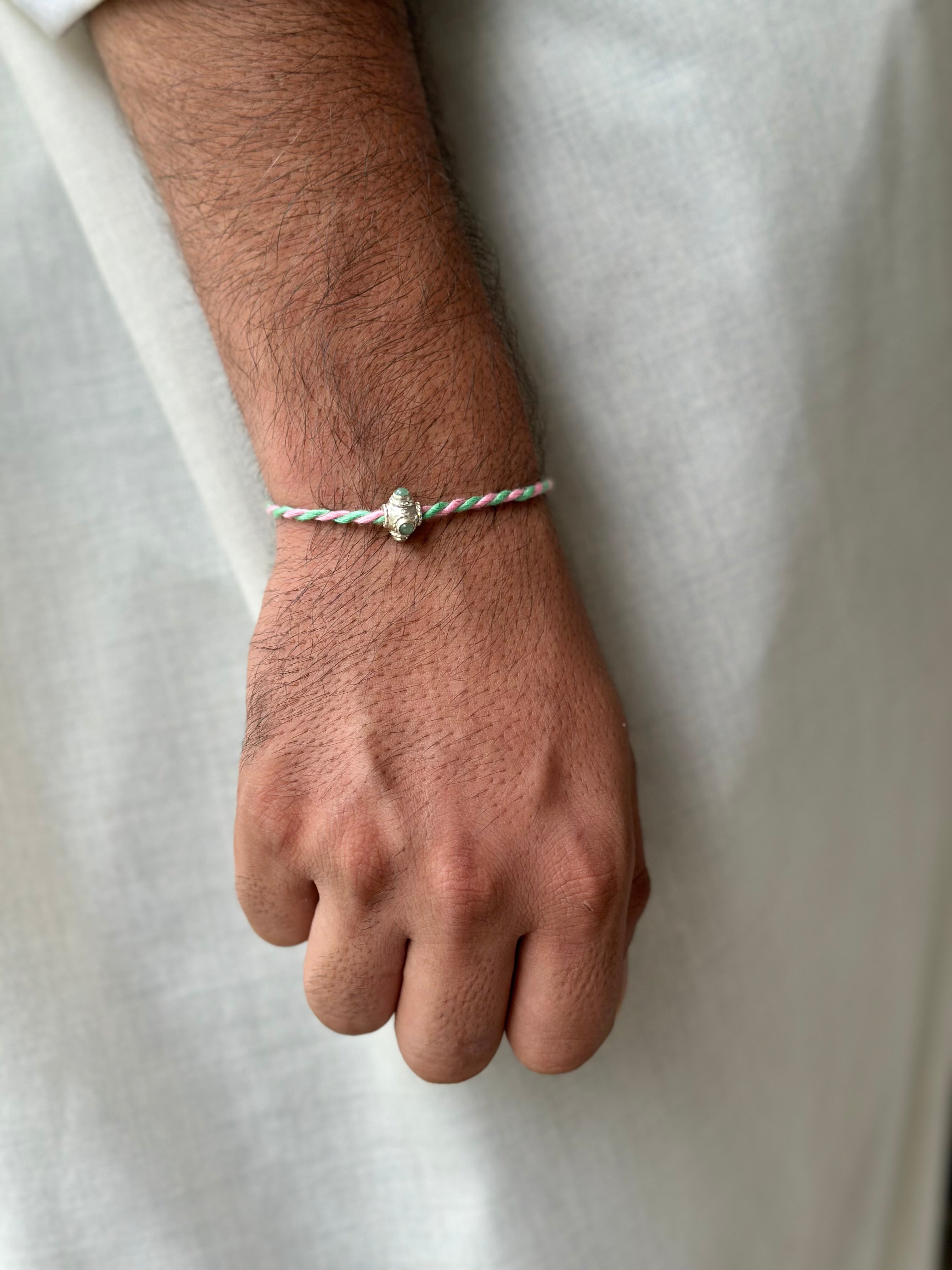Small Dori Rakhi in 92.5 fine silver – Eterno India