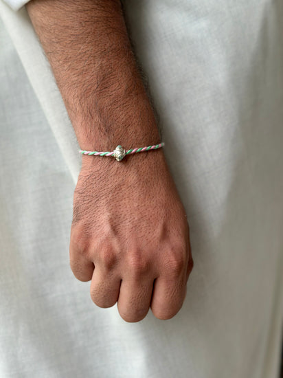 Small Dori Rakhi in 92.5 fine silver – Eterno India