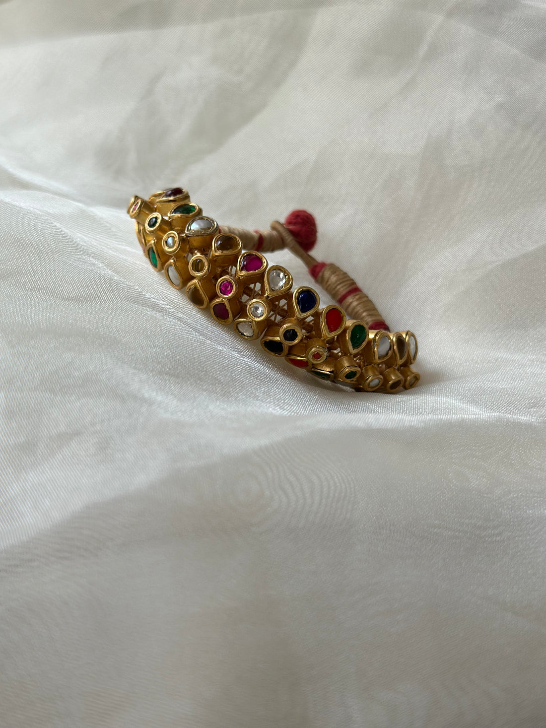 Navratna pauchi