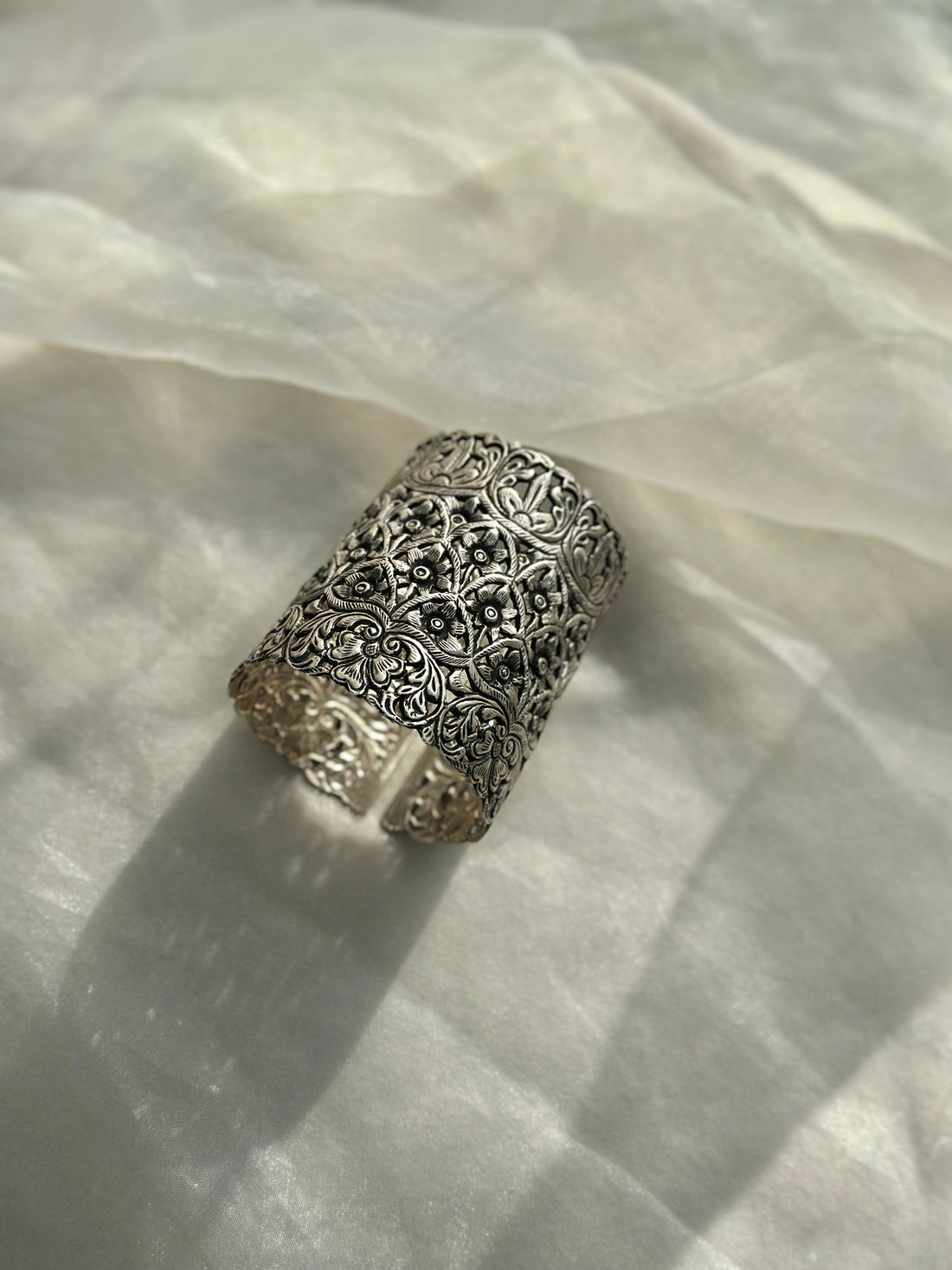 Rajputana Handcuff