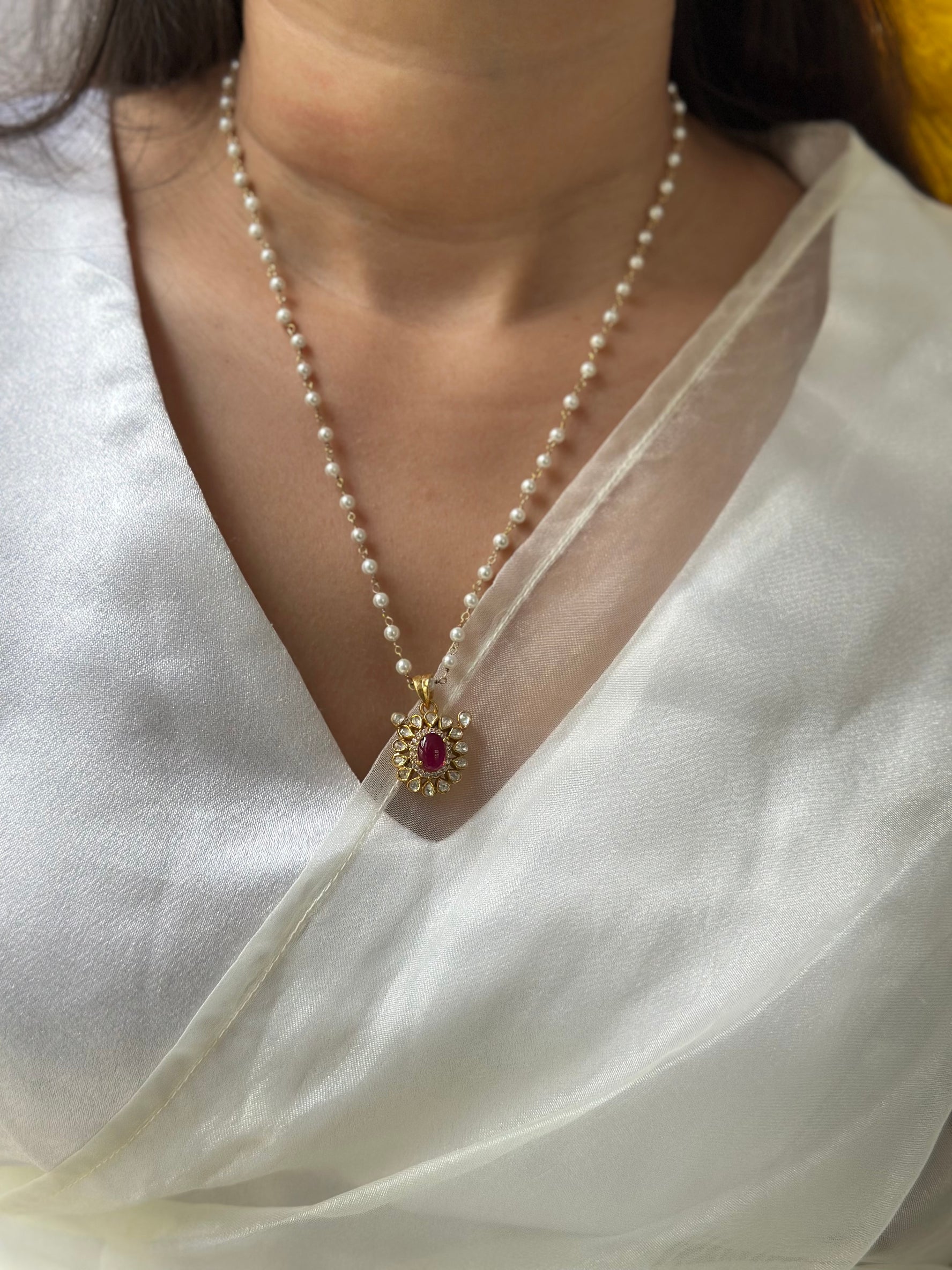 Arohi Pendant