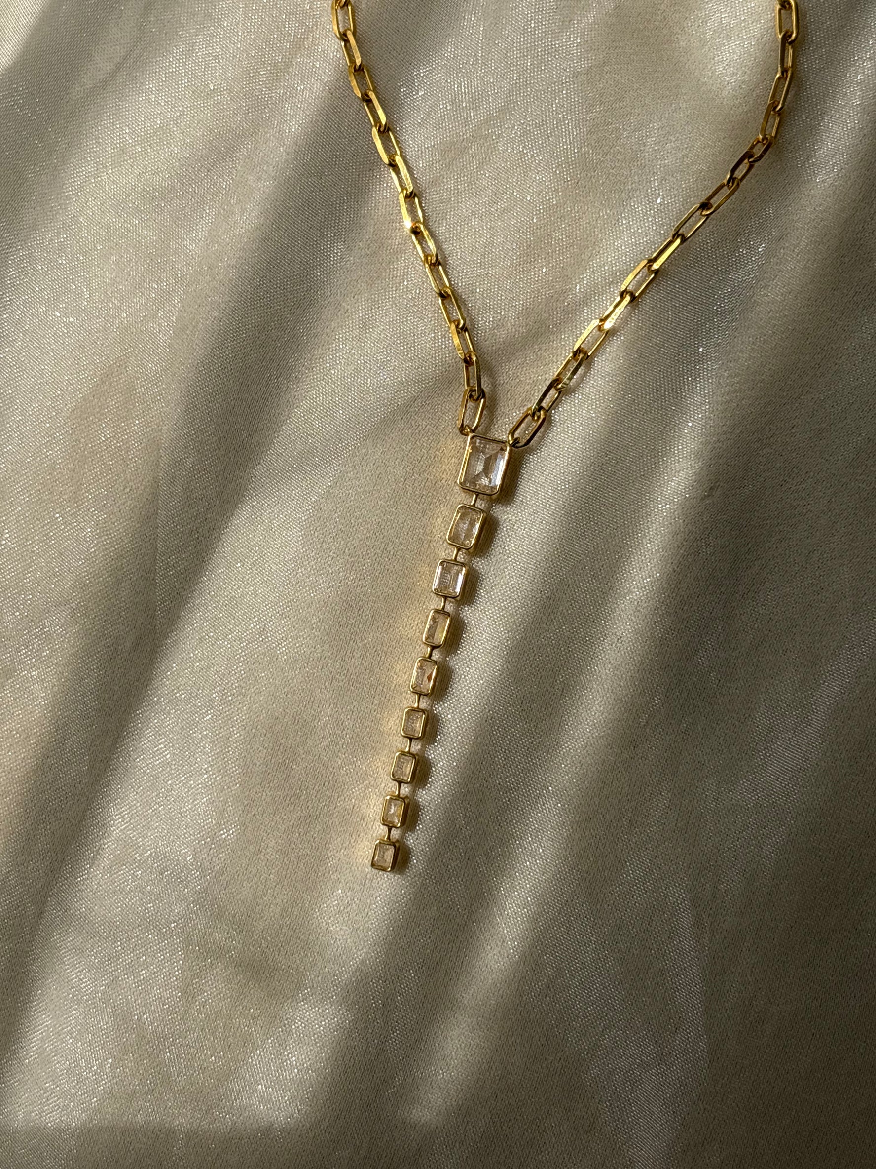 Kate Necklace