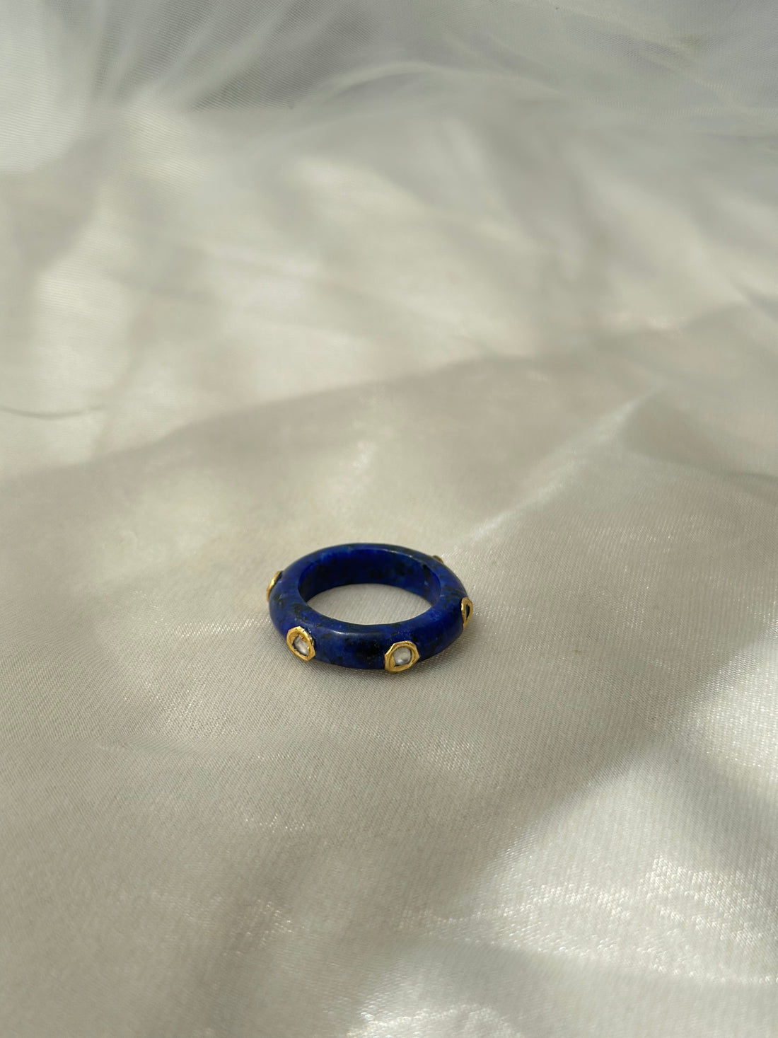 Avni Band Ring
