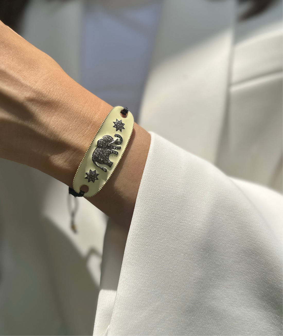 Mother Ele Thread Bracelet
