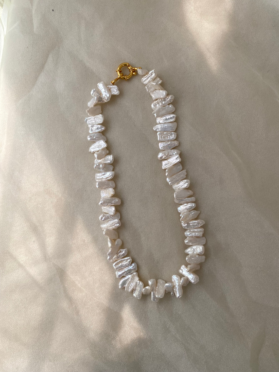 Nazaakat Pearl Necklace