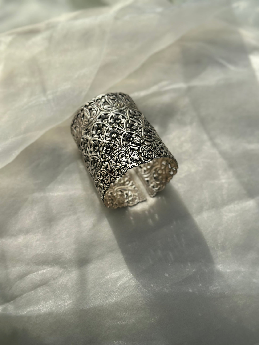 Rajputana Handcuff