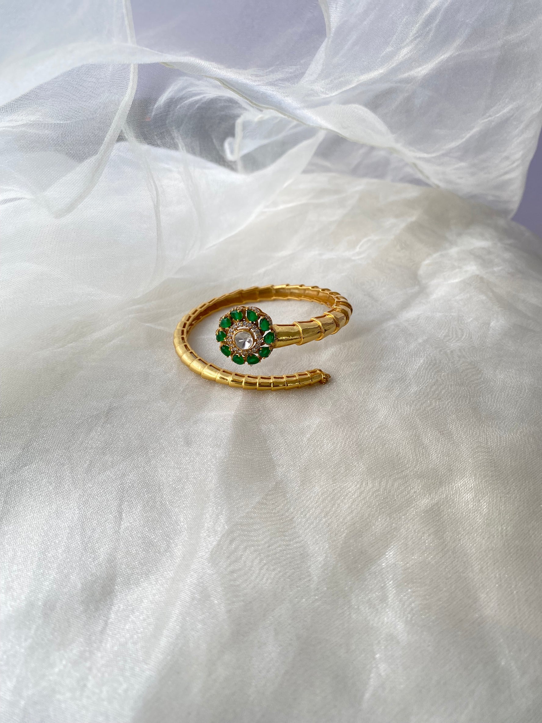 Durga Handcuff