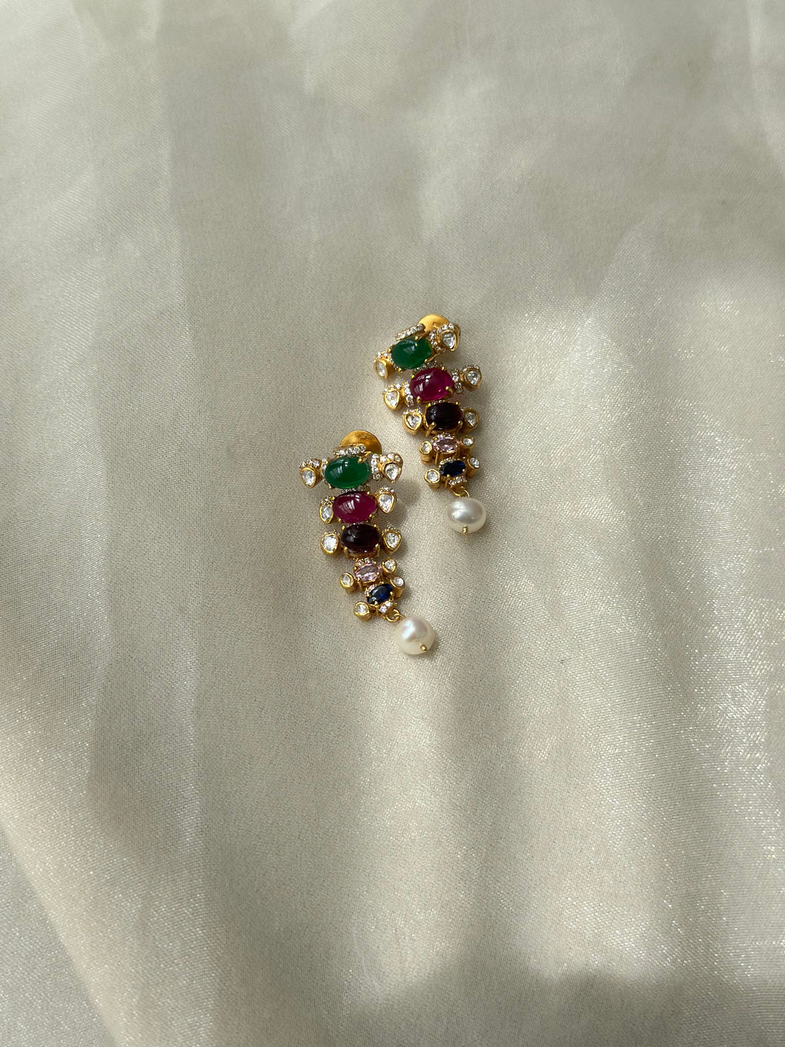 Raangrez Earrings