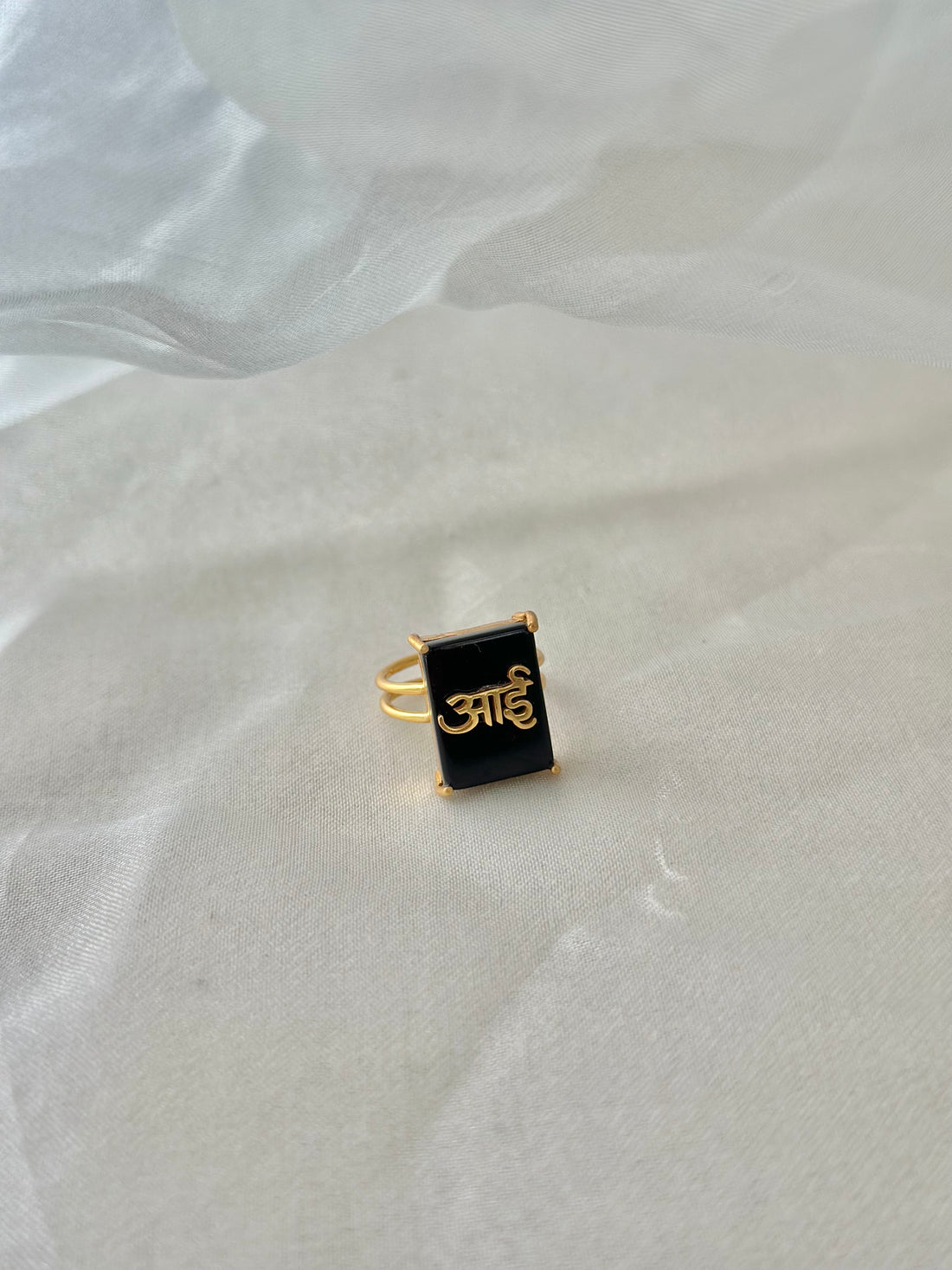Aai Ring (आई)