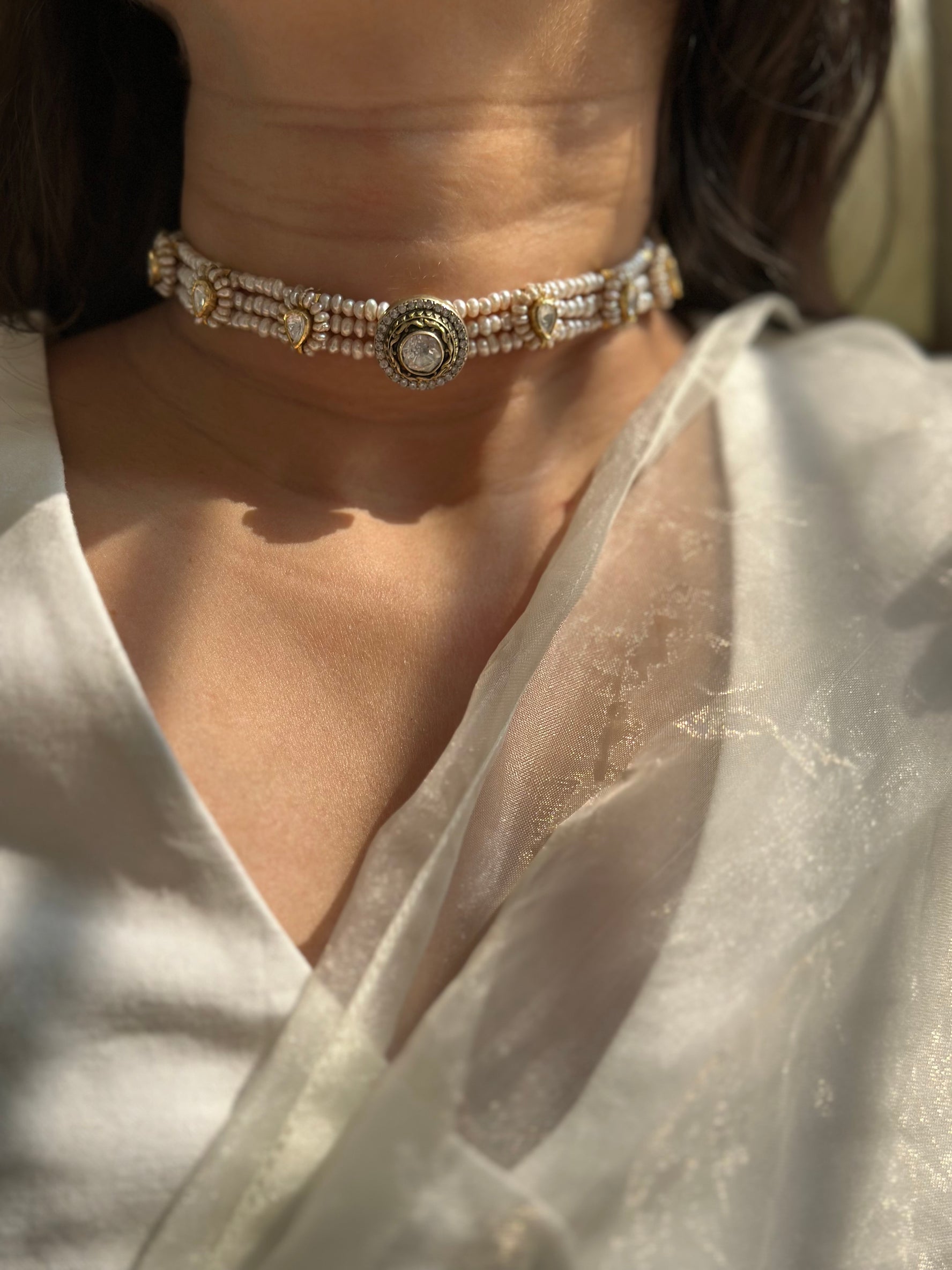 Avni Choker