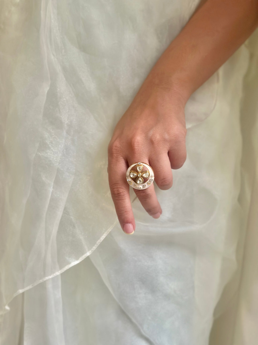 Gulaabi Chaand Ring