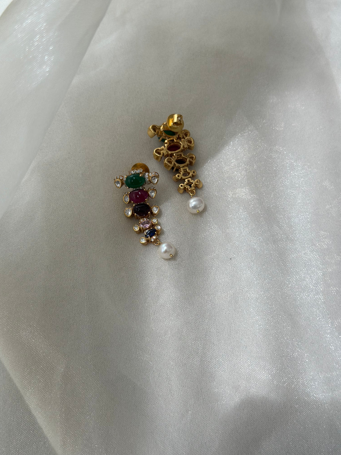 Raangrez Earrings