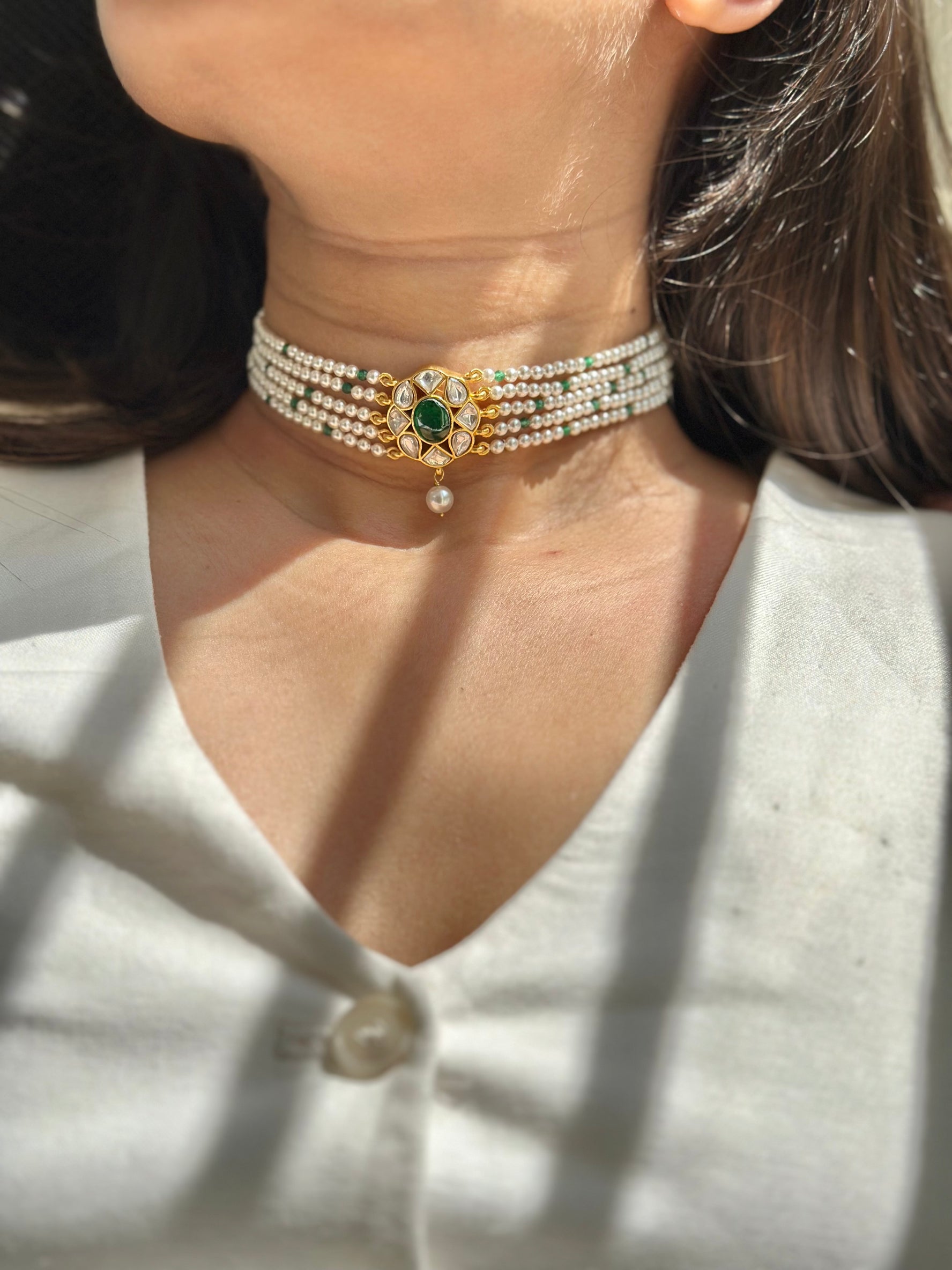 Jodha Choker Green