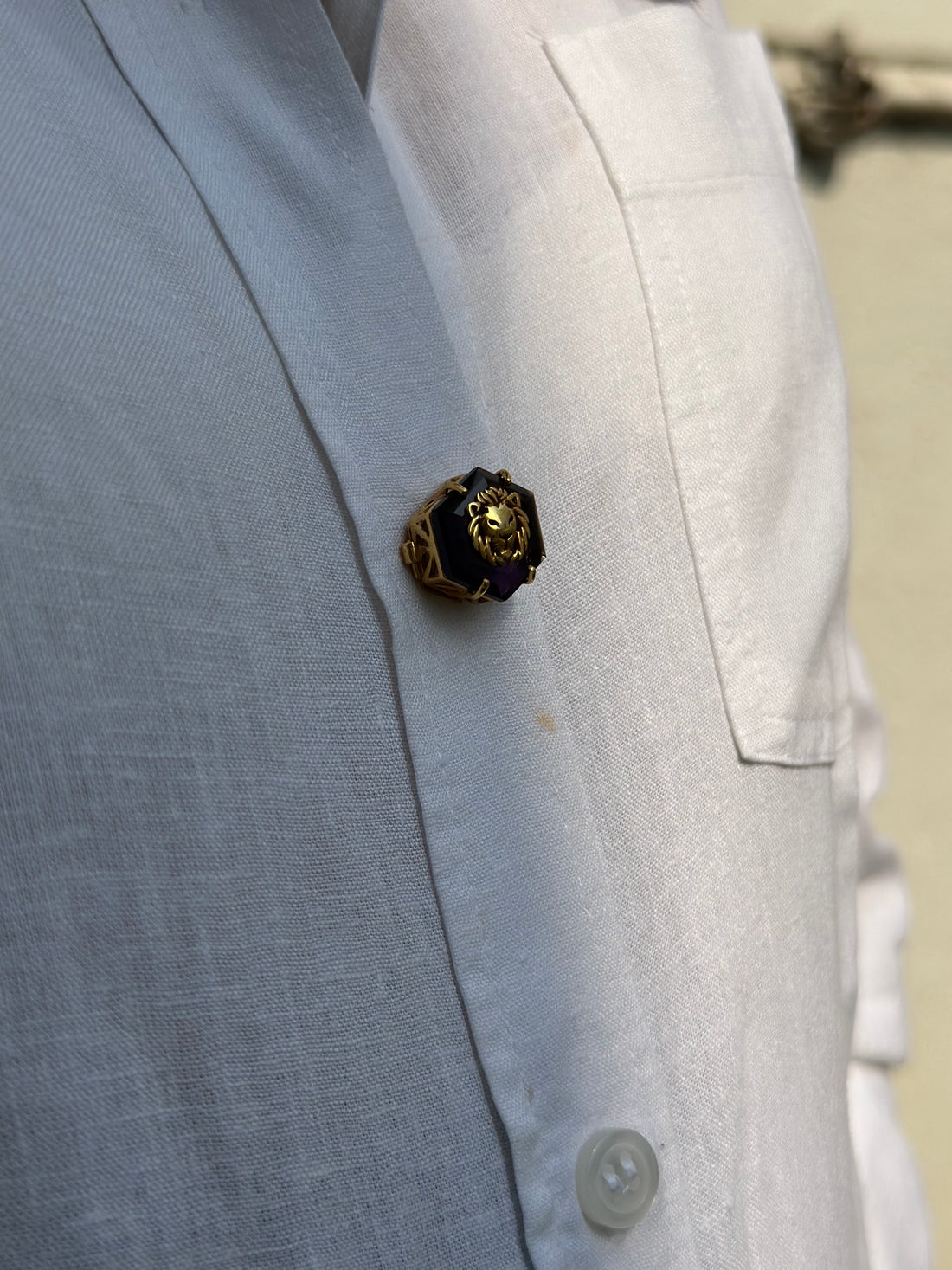 Amethyst Button clip