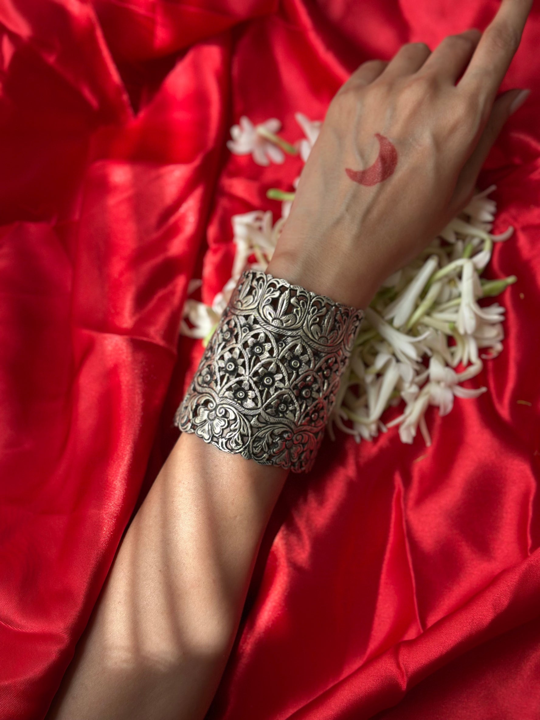 Rajputana Handcuff
