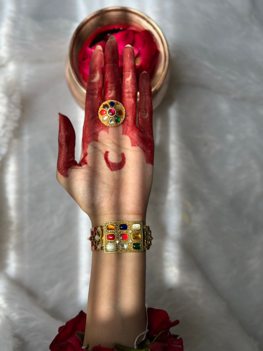 Navratna Handcuff