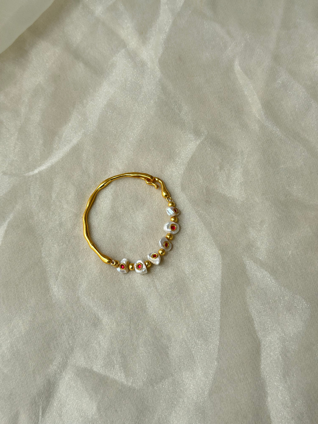Rhea Bangle cum Bracelet