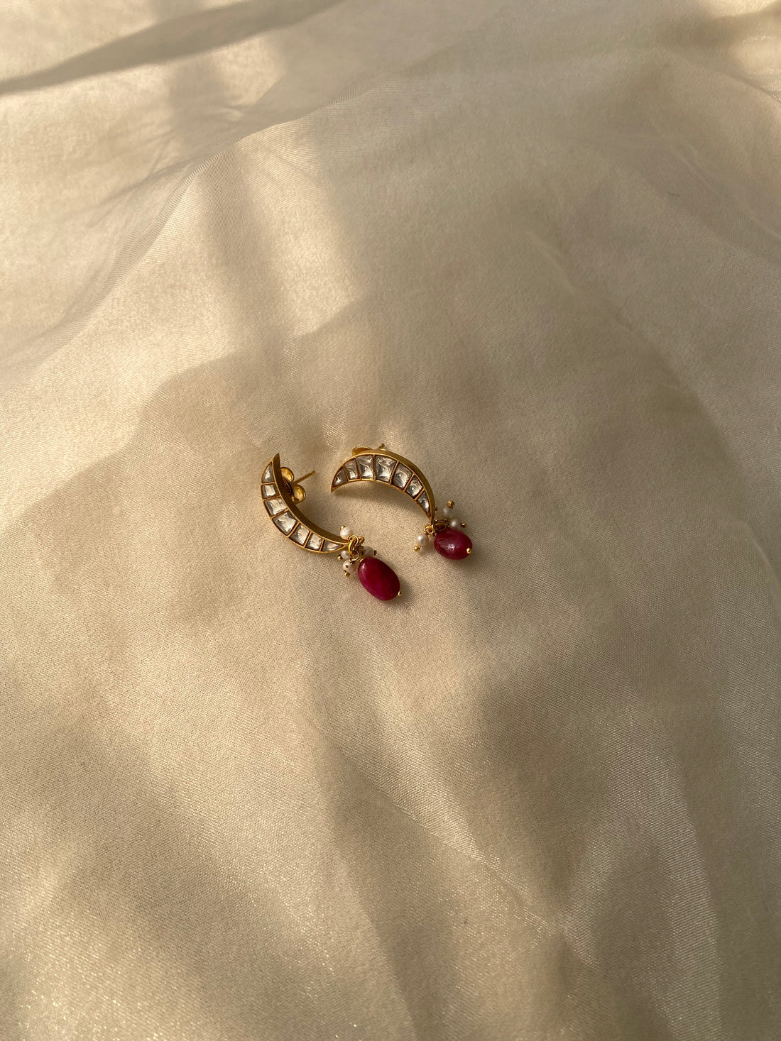 Chaand Mahal Earrings