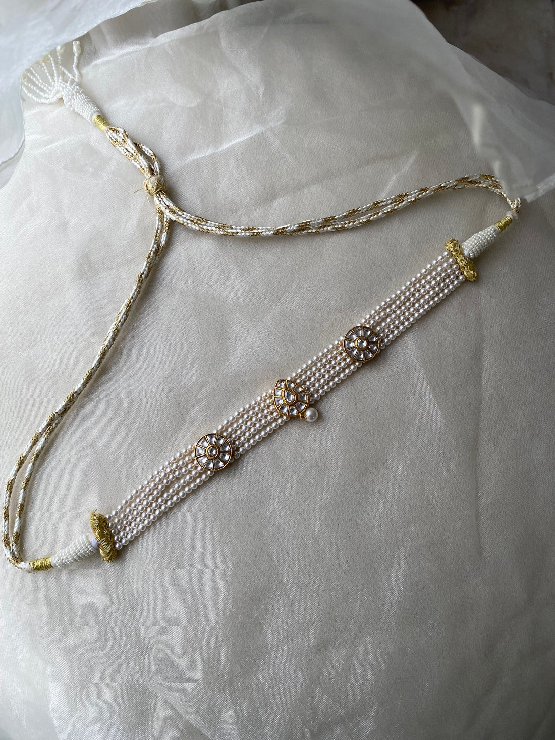 Adaa Choker