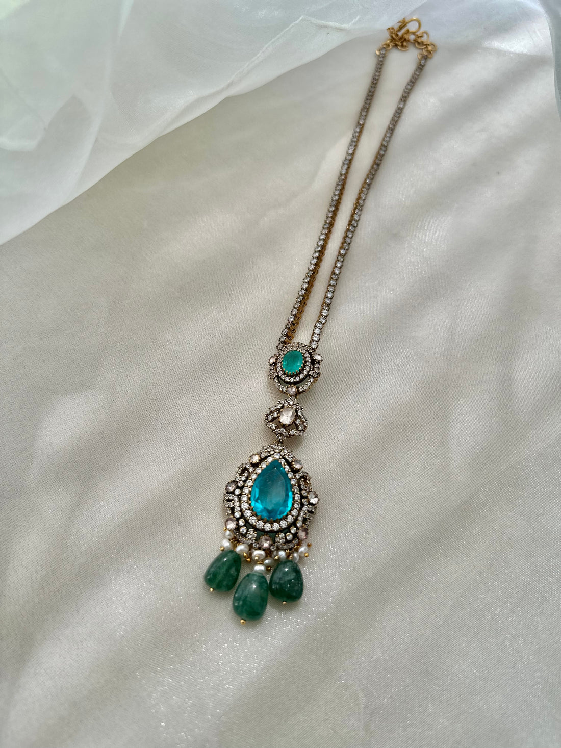 Zareen Necklace