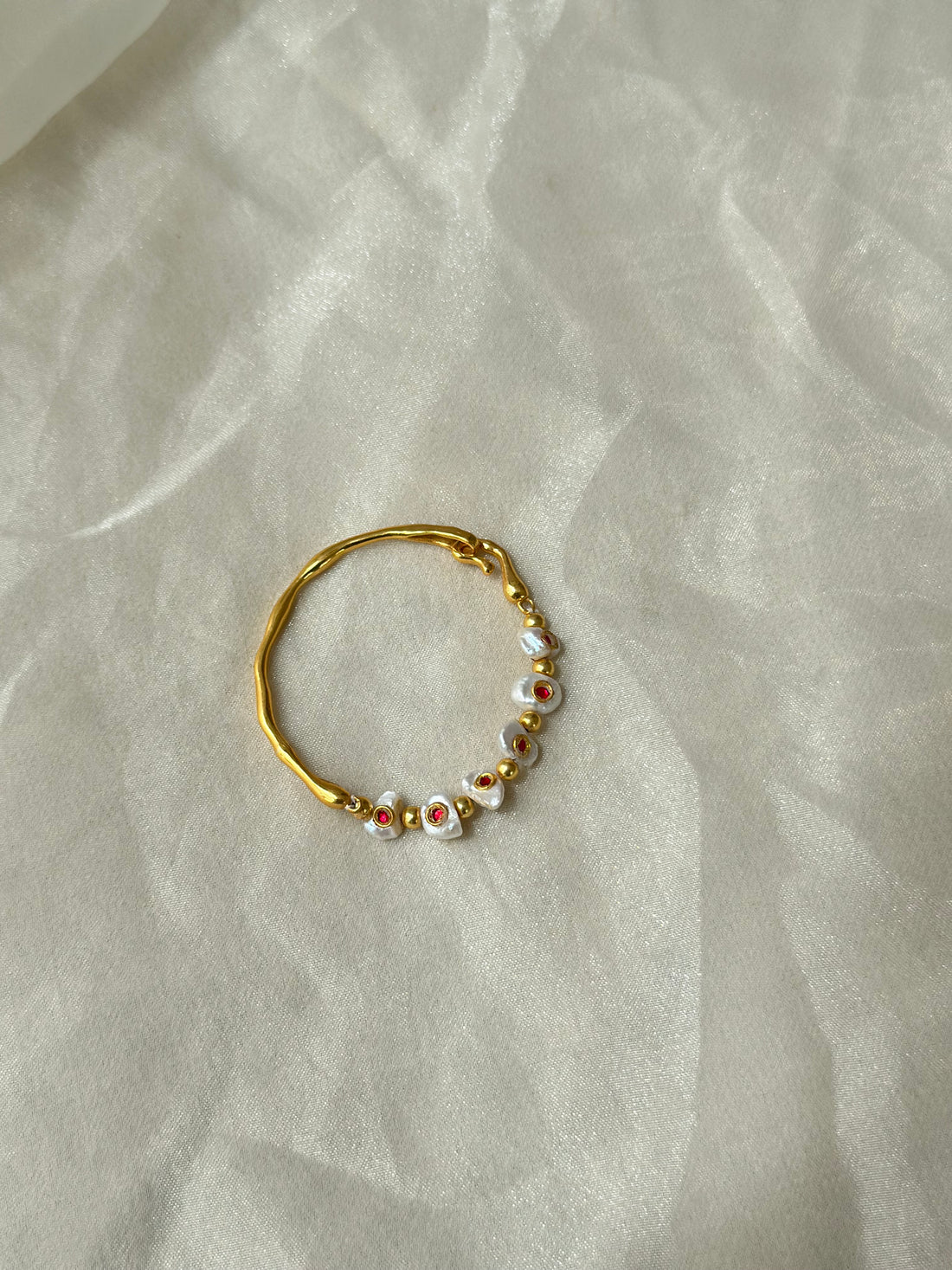 Rhea Bangle cum Bracelet