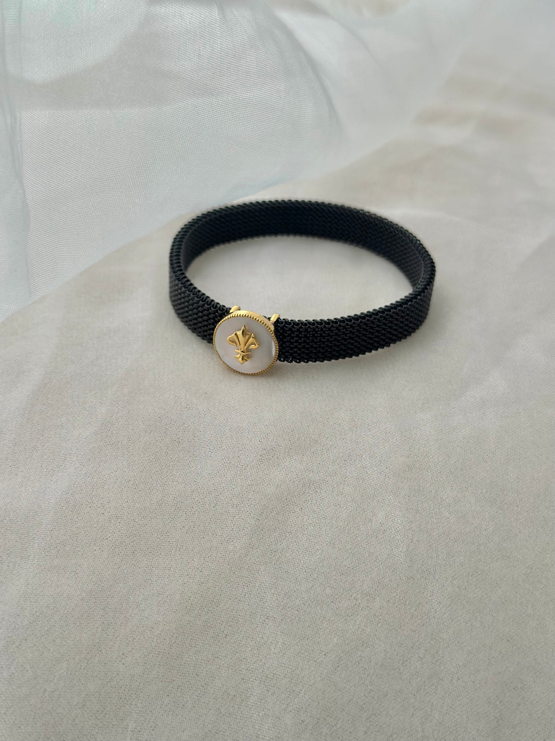 Fleur-de-lis Band