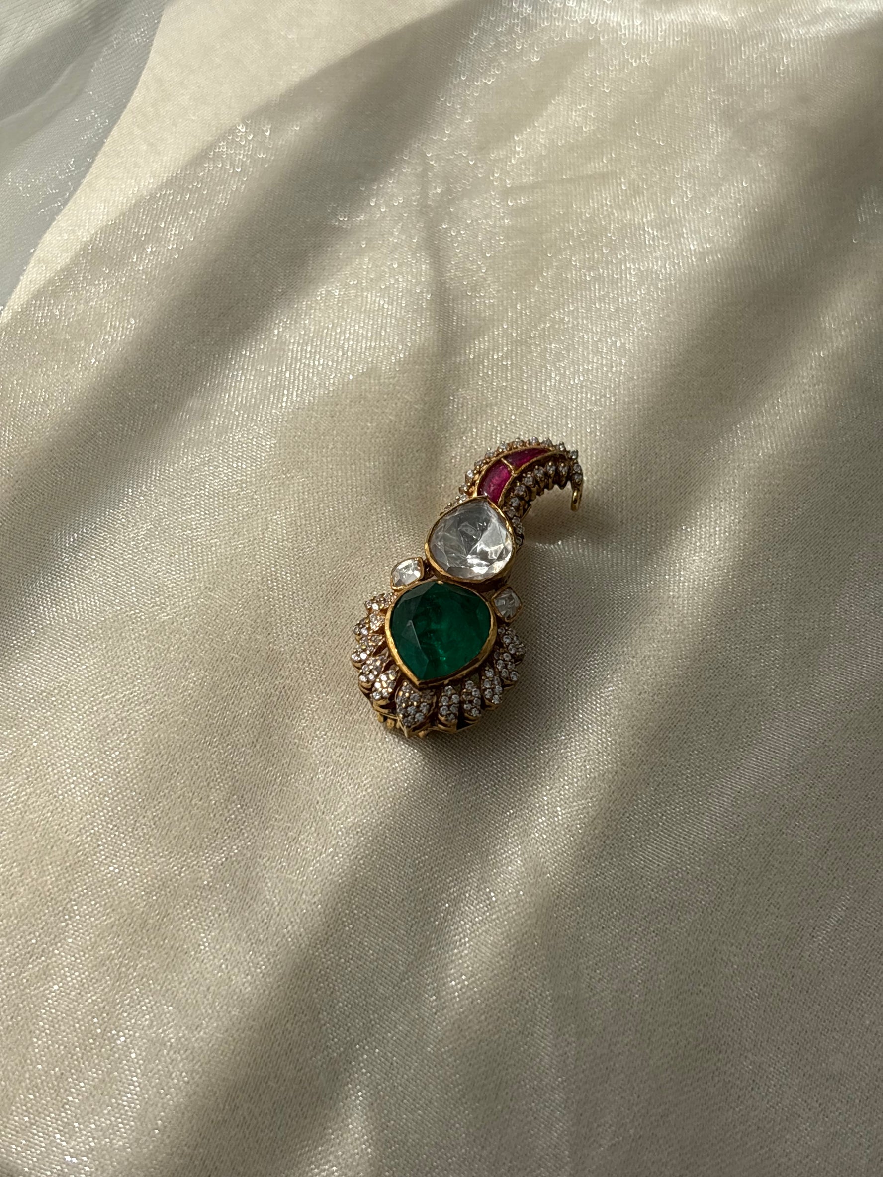 Panaji Brooch (Mini Kalangi)