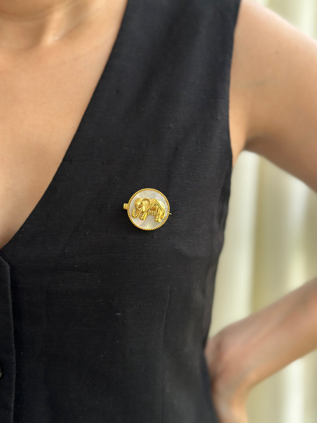 OG Haathi Brooch