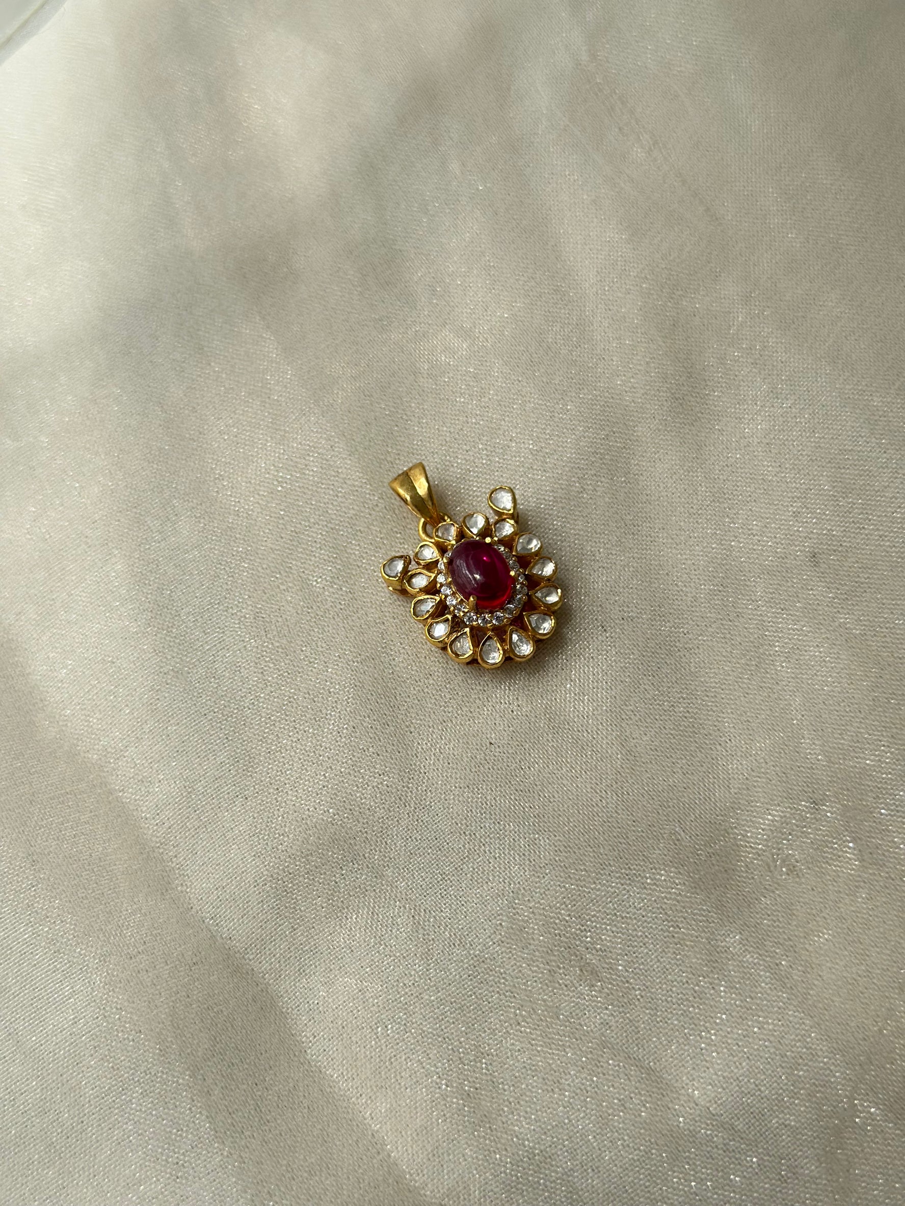 Arohi Pendant