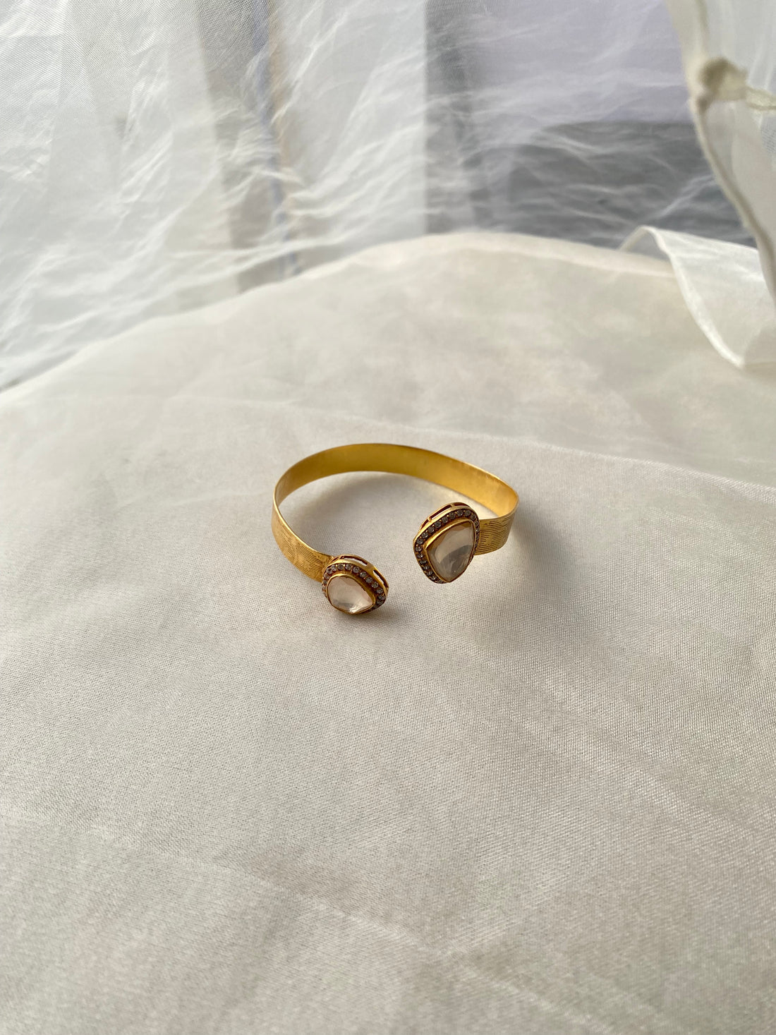 Tara Mossinaite Handcuff