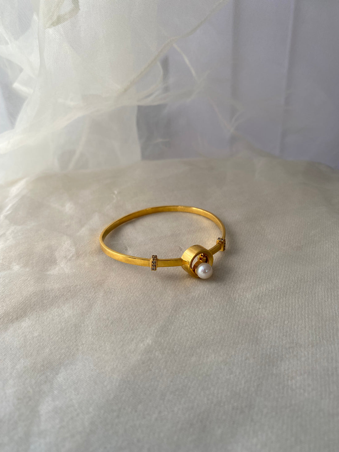 Jayantika Bangle
