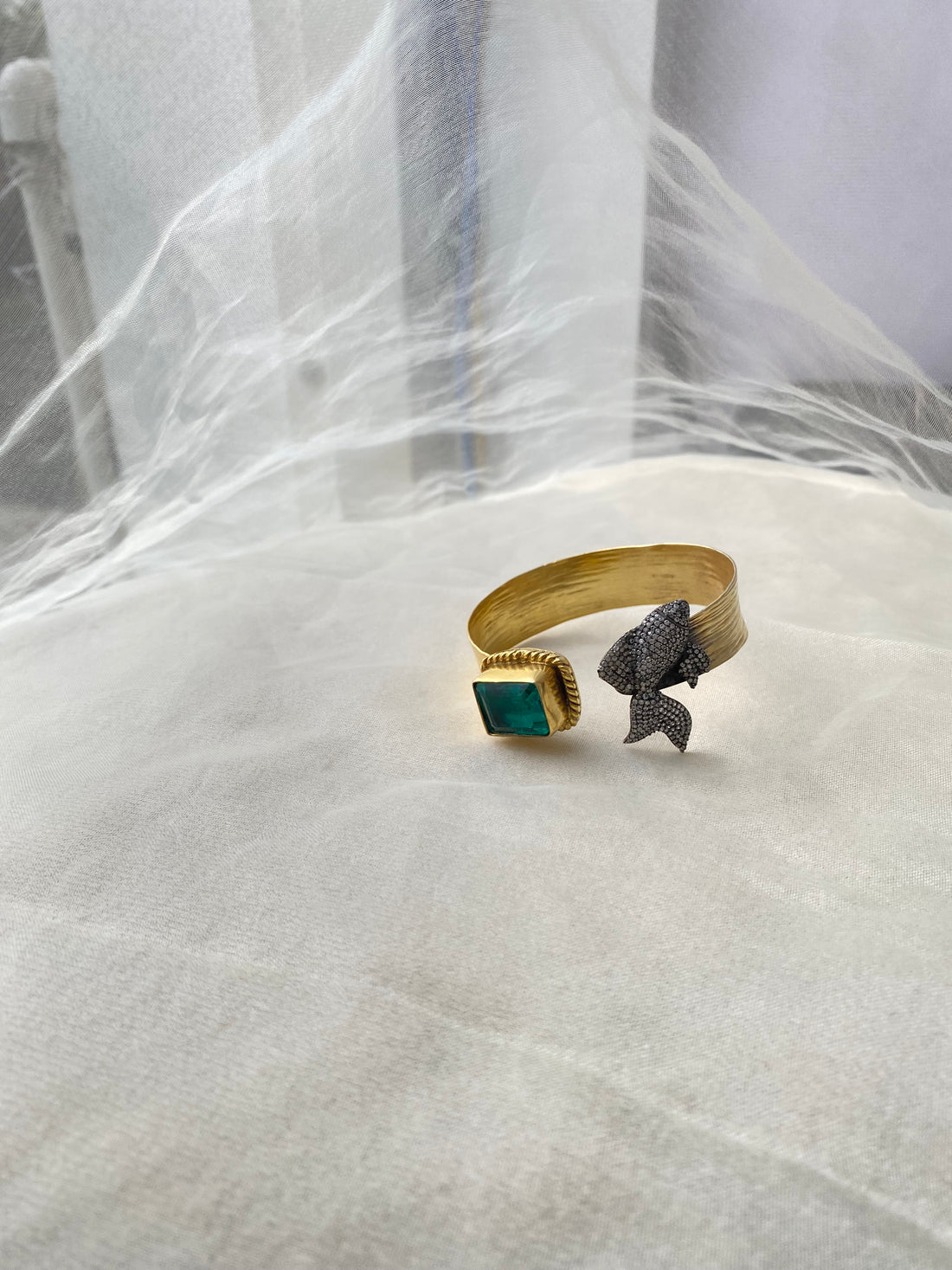 Green onyx Matsya Handcuff