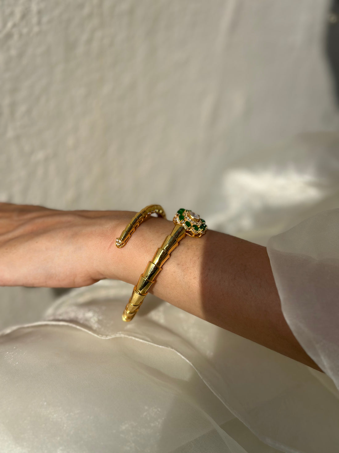 Durga Handcuff