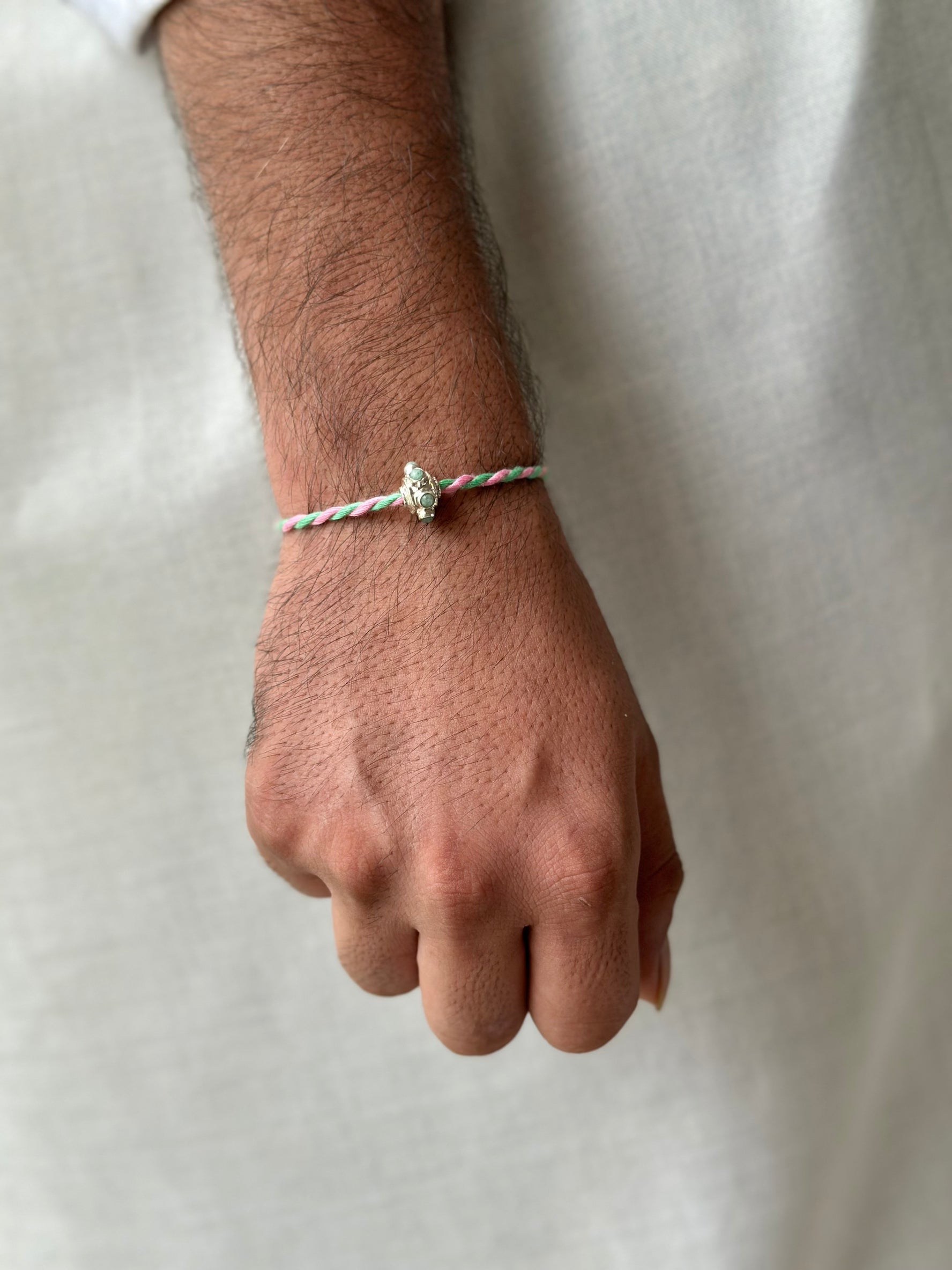 Big Dori Rakhi in 92.5 fine silver – Eterno India