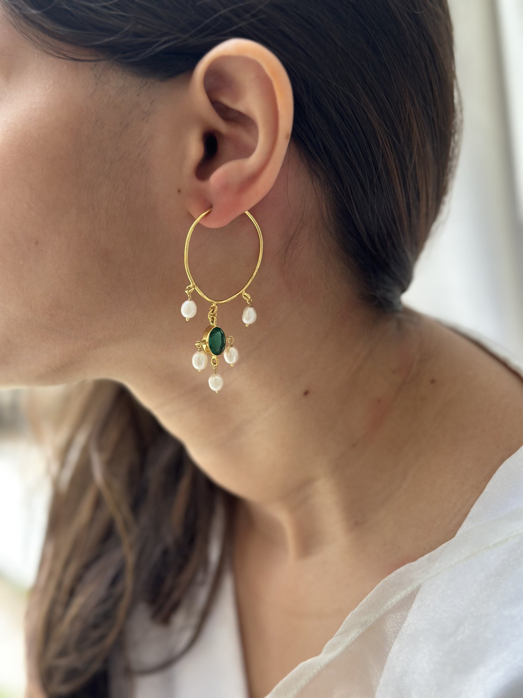 Noor Emerald Hoops