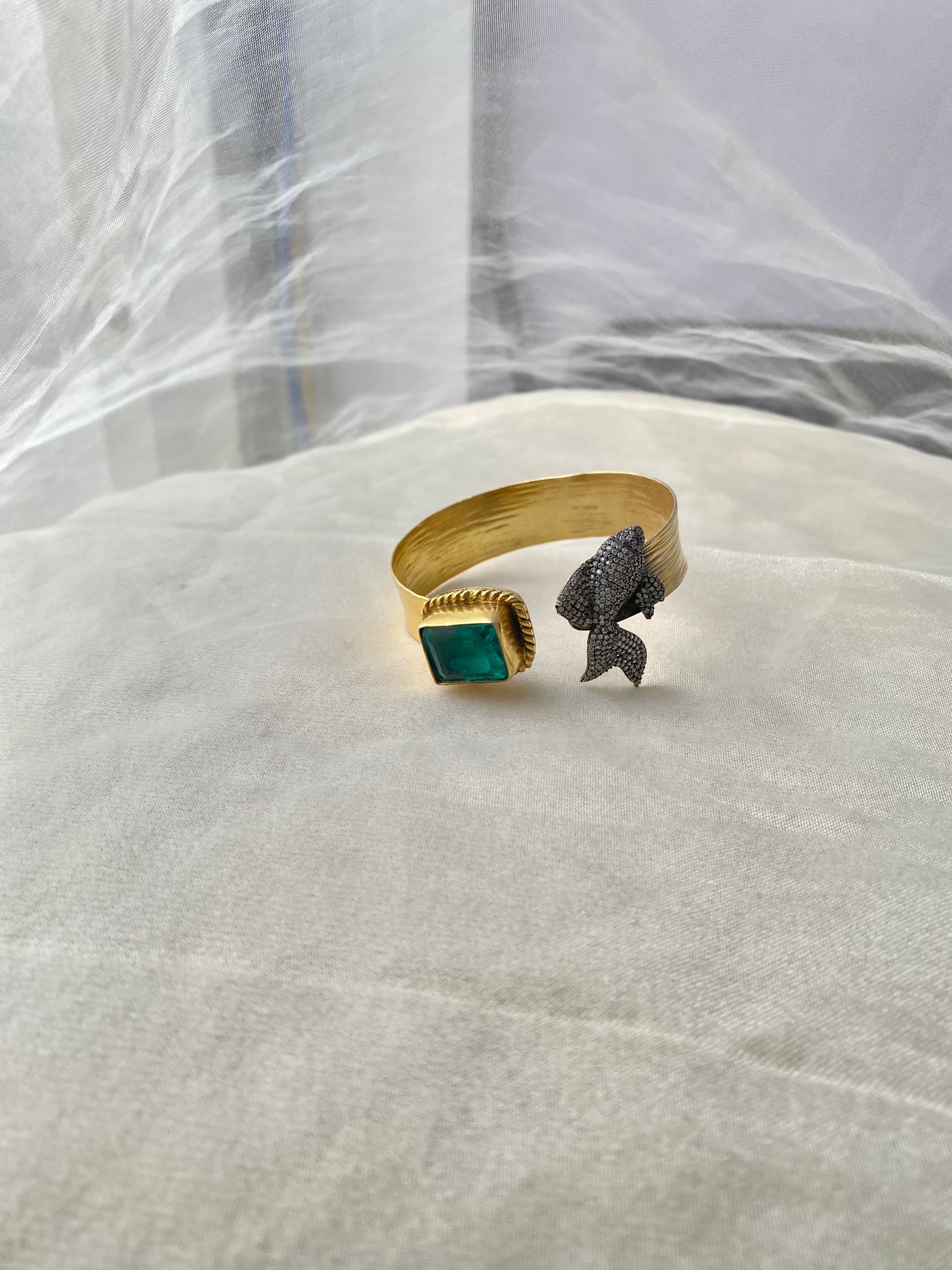 Green onyx Matsya Handcuff