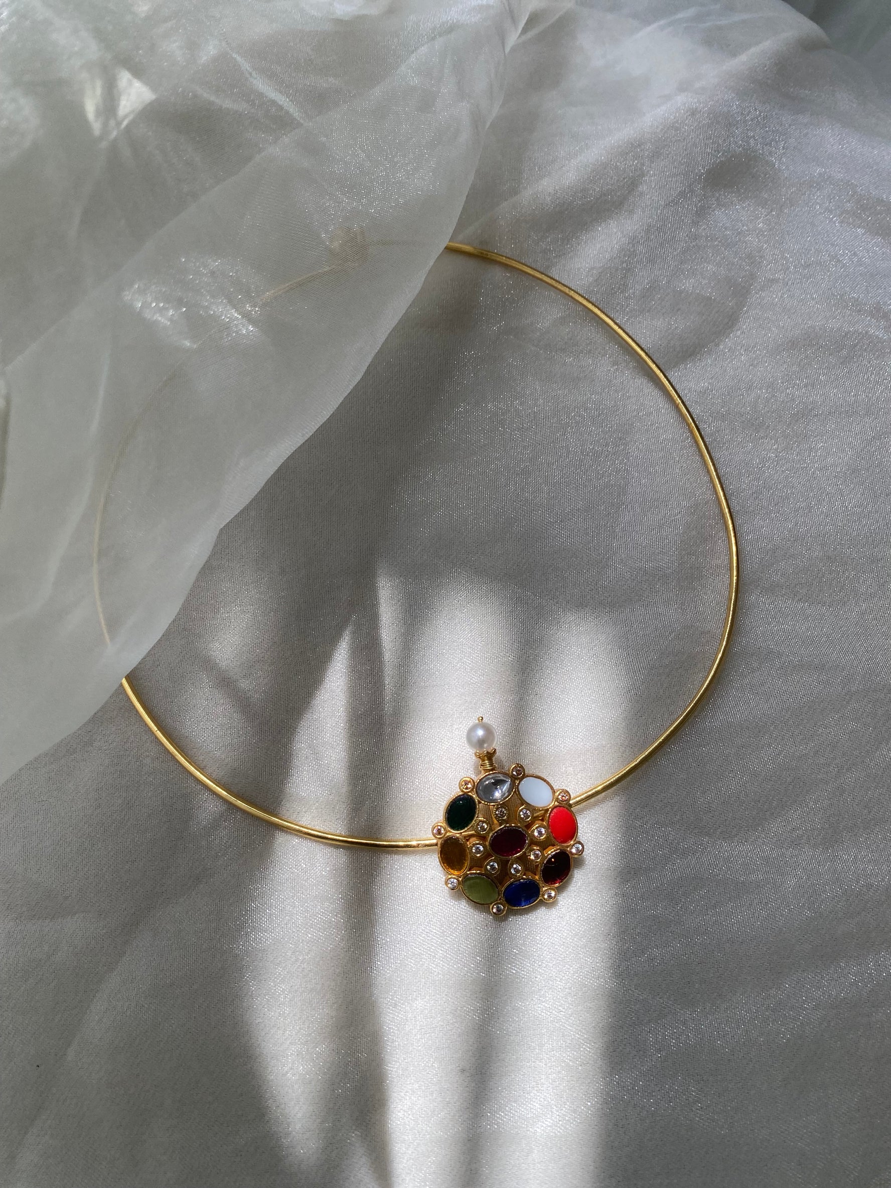 Navratna Pendant Hasli