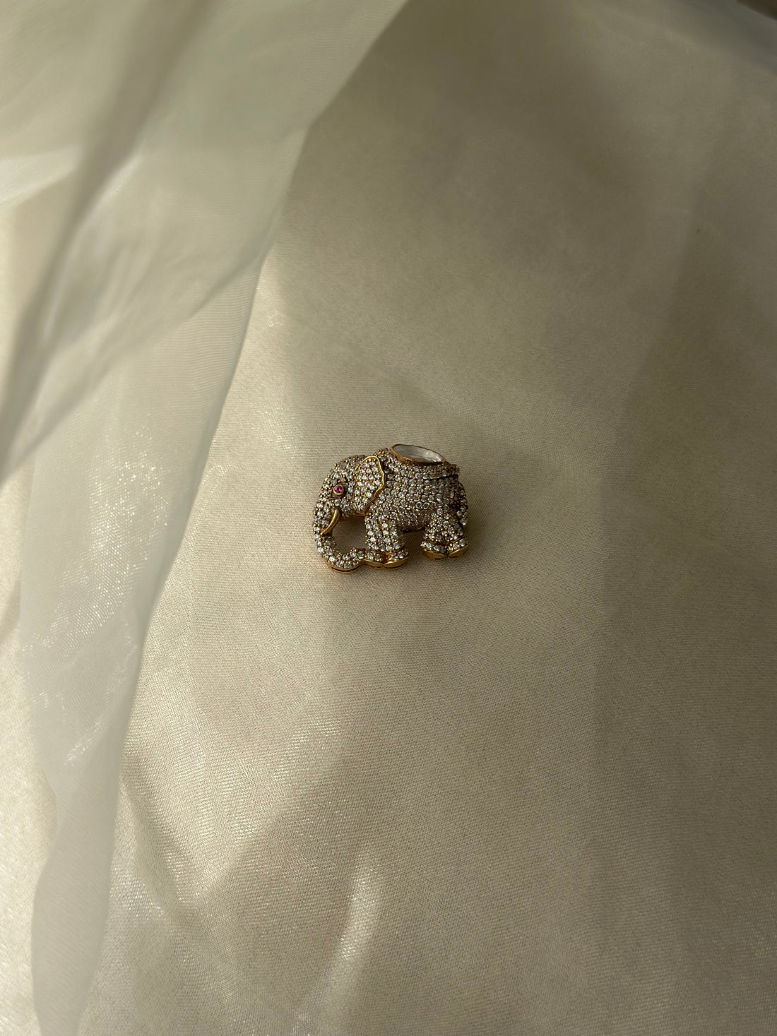 Madurai Brooch
